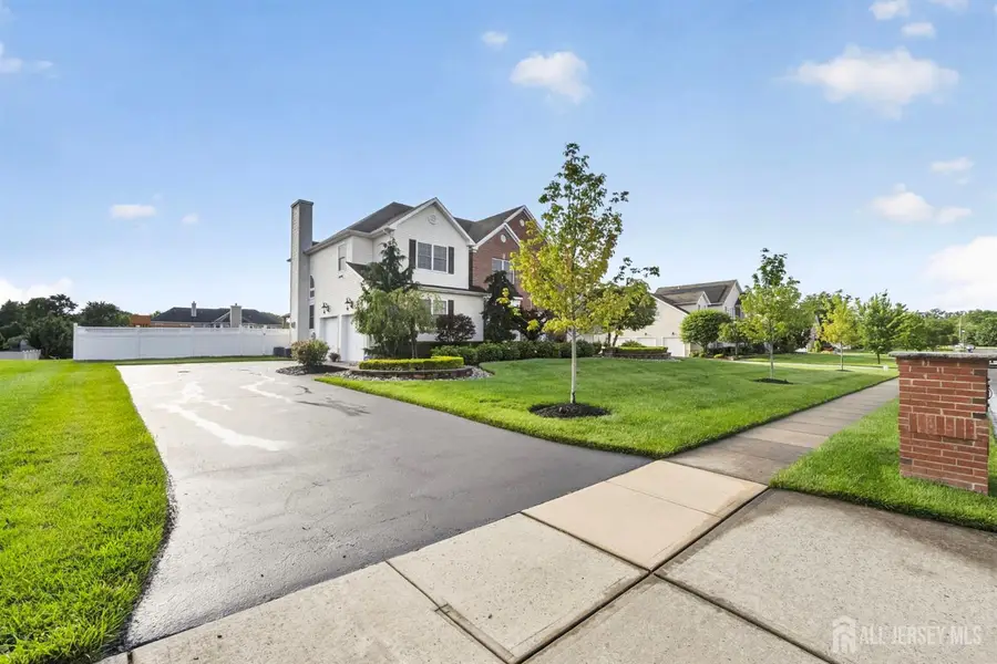 -5 Adam Court, Monroe, NJ 08831 - #3