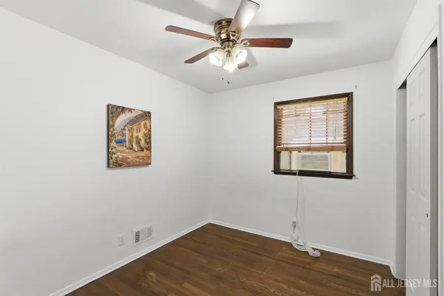 -21 S Heathcote Avenue S, Edison, NJ 08817 - #2