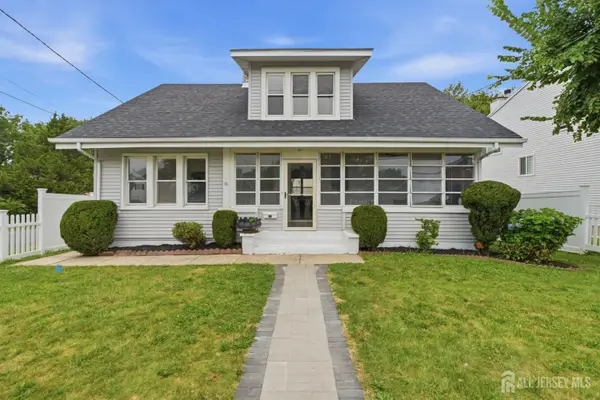 -18 Fox Road, Edison, NJ 08817