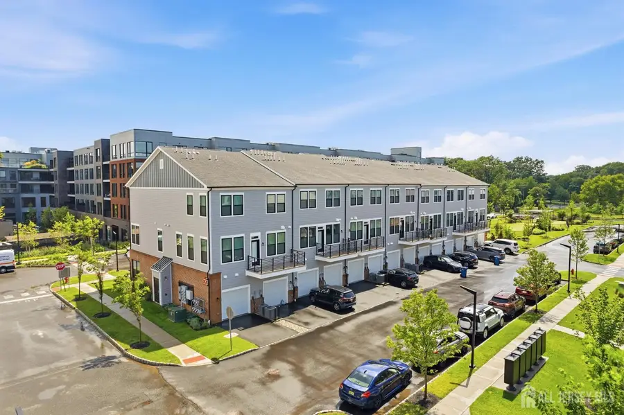 -119 Sadie Circle, New Brunswick, NJ 08901 - #2