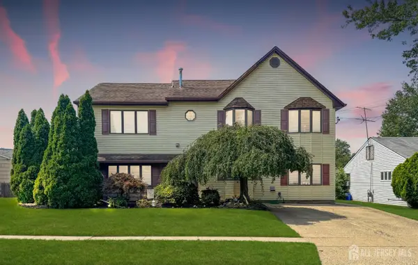 -28 Colton Road, Edison, NJ 08817