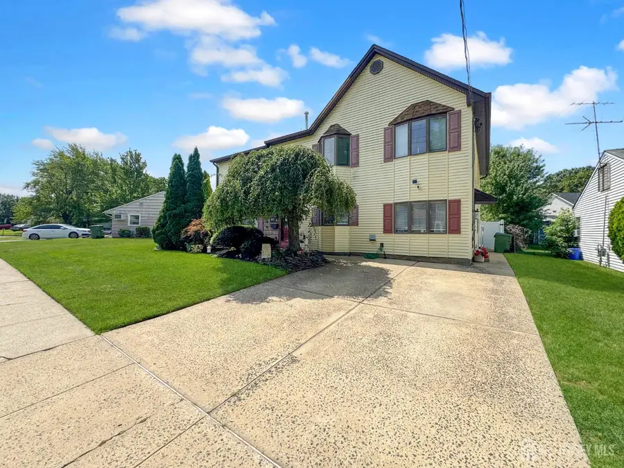 -28 Colton Road, Edison, NJ 08817 - #3