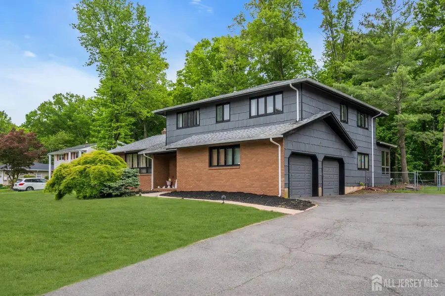 -16 Woodmere Road, North Brunswick, NJ 08902 - #2