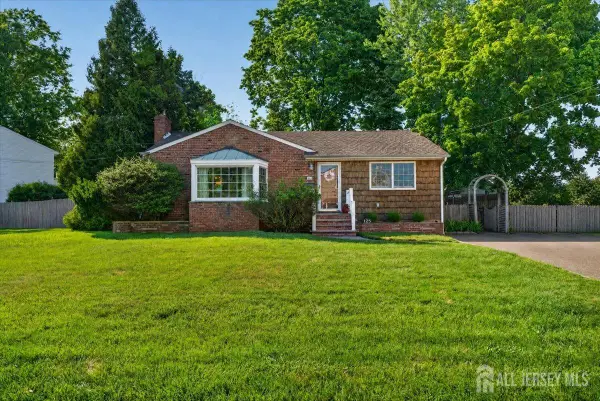 -125 Randolph Avenue, South Plainfield, NJ 07080