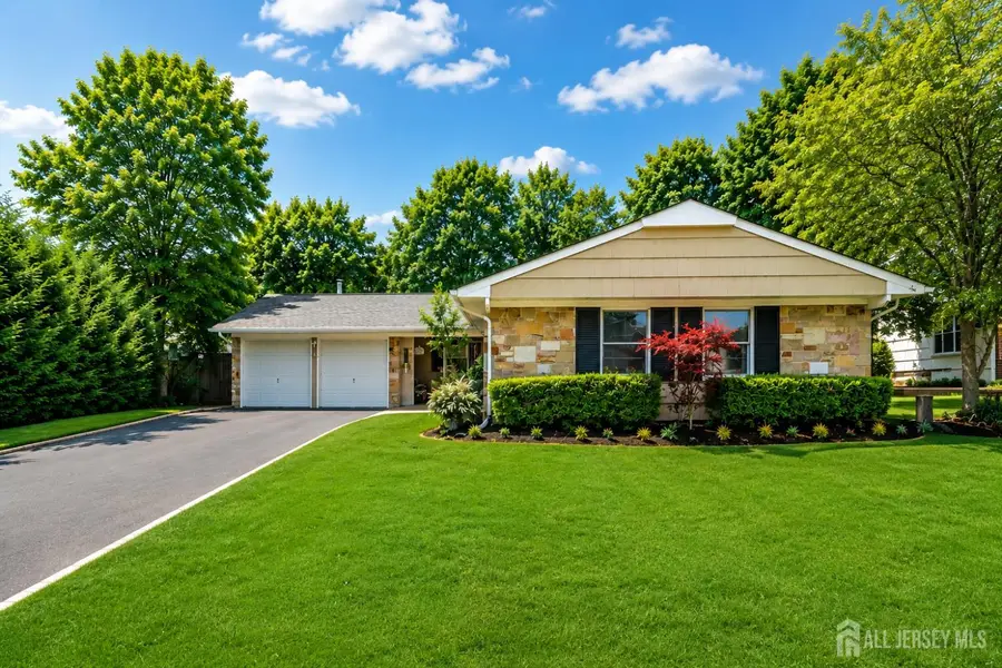 -186 Van Brackle Road, Aberdeen, NJ 07747 - #2
