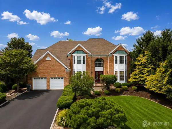 -54 Crestwood Street, Piscataway, NJ 08854