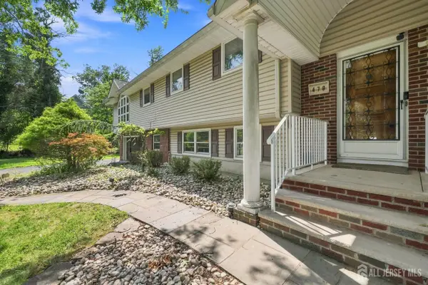 -470 Blue Rige Avenue, Piscataway, NJ 08854