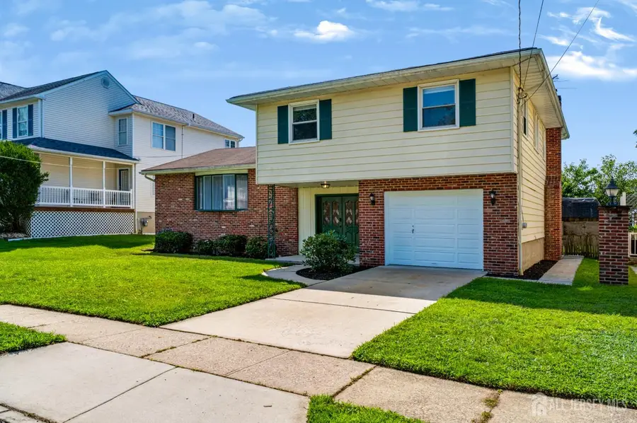 -420 Oakland Avenue, Bellmawr, NJ 08031 - #3