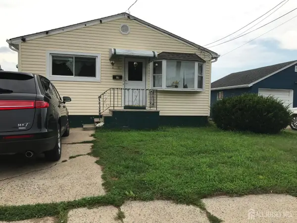 -19 S 5th Avenue S, Manville, NJ 08835