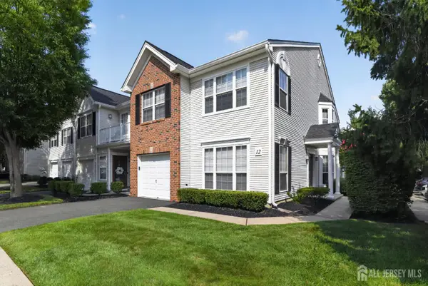 -12 Berkshire Court, Manalapan, NJ 07726