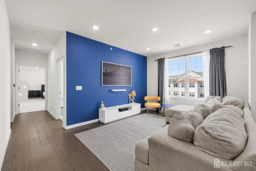 -242 Lorhan Drive, Piscataway, NJ 08854 - #2