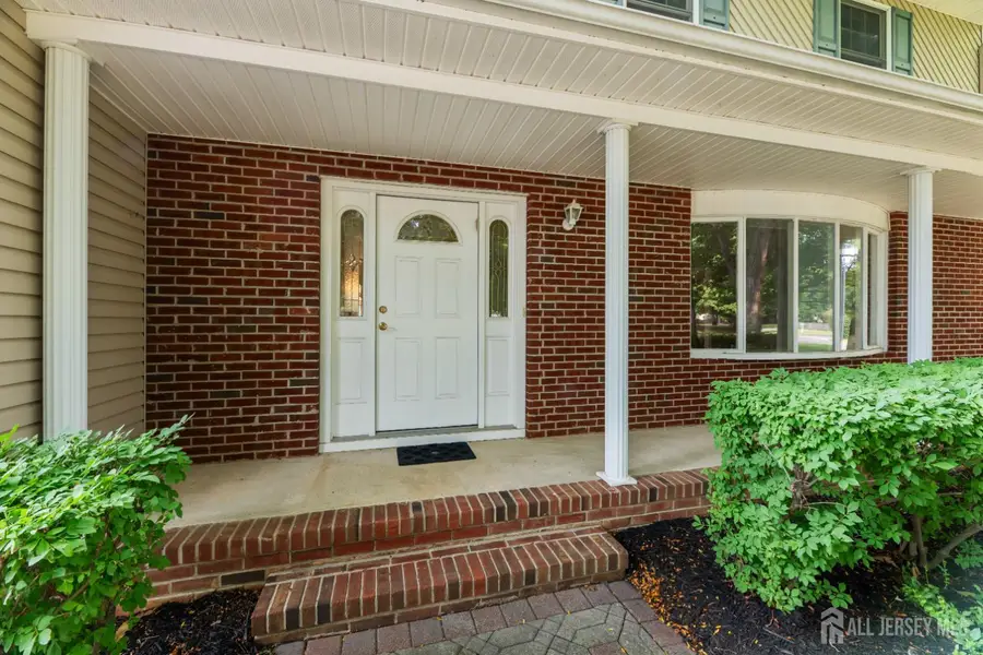 -9 Van Arsdale Court, East Brunswick, NJ 08816 - #3