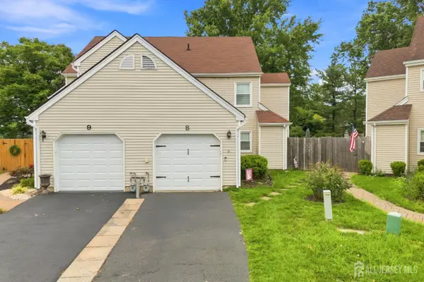 -8 Cooper Court, Freehold, NJ 07728