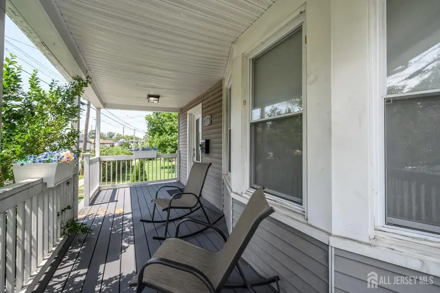 -708 E Grand Avenue E, Rahway, NJ 07065 - #2