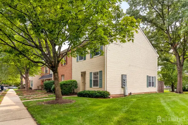 -390 Mcdowell Drive, East Brunswick, NJ 08816