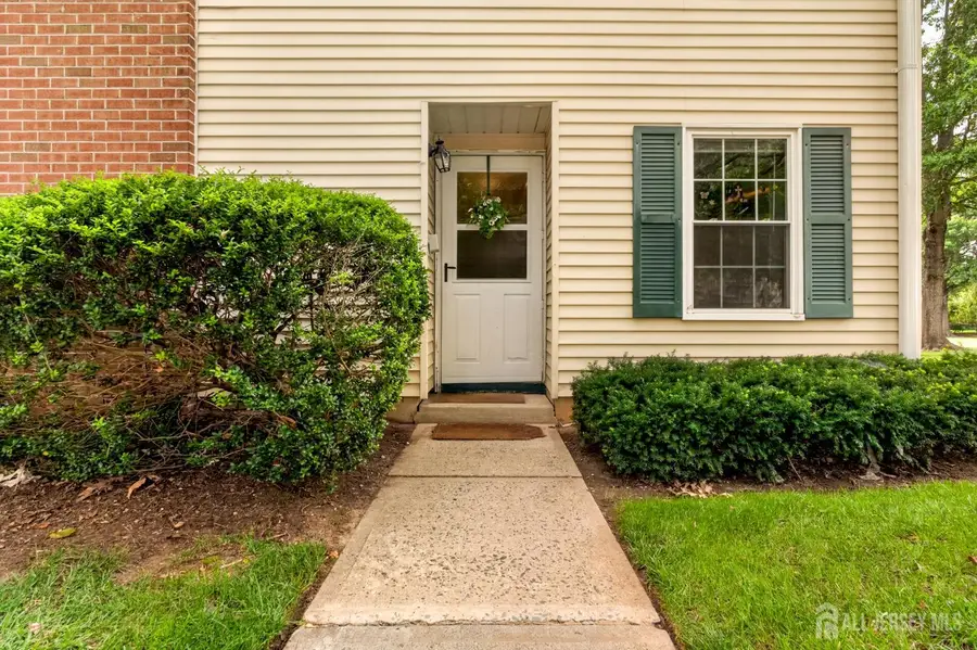 -390 Mcdowell Drive, East Brunswick, NJ 08816 - #3
