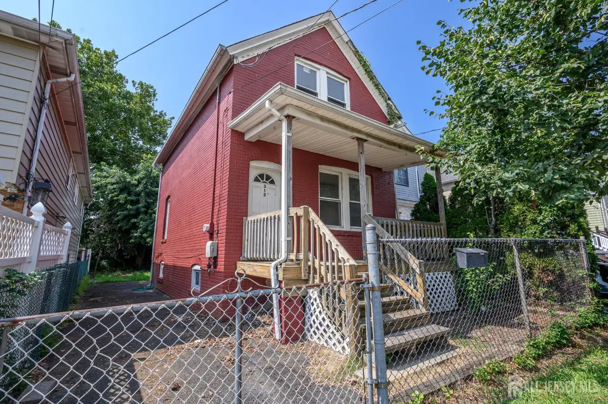 -313 Wagner Avenue, Perth Amboy, NJ 08861 - #1