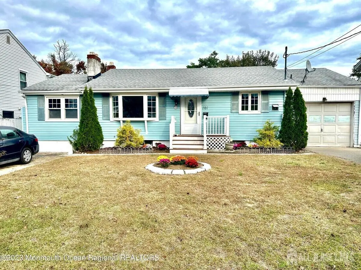 -101 Perry Street, Keyport, NJ 07735 - #1