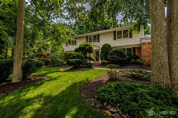 -6 Burlington Lane, East Brunswick, NJ 08816