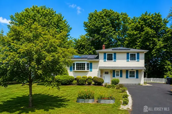 -8 Alpine Court, East Brunswick, NJ 08816