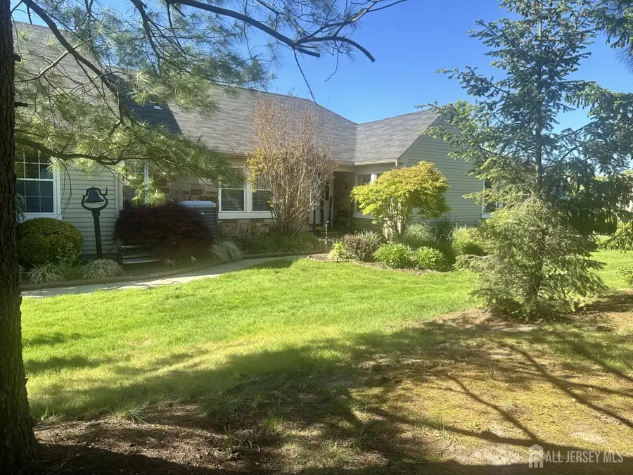-67 Yorkshire Drive, Monroe, NJ 08831 - #2