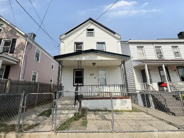 -493 Miller Street, Perth Amboy, NJ 08861