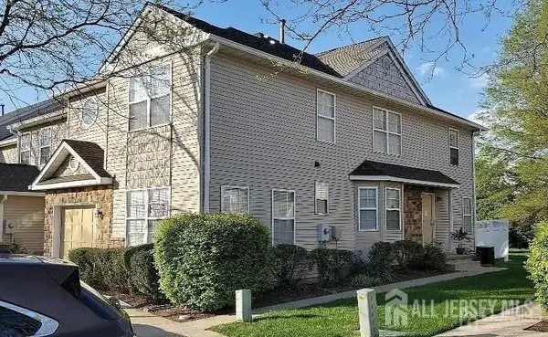 -405 Cobblestone Court, South Brunswick, NJ 08852