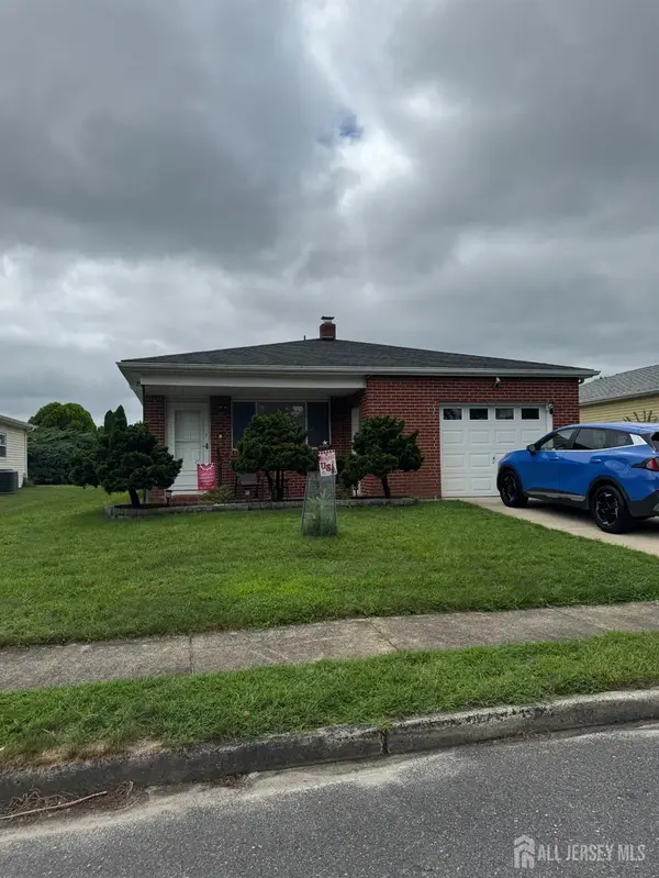 -179 Biabou Drive, Toms River, NJ 08757