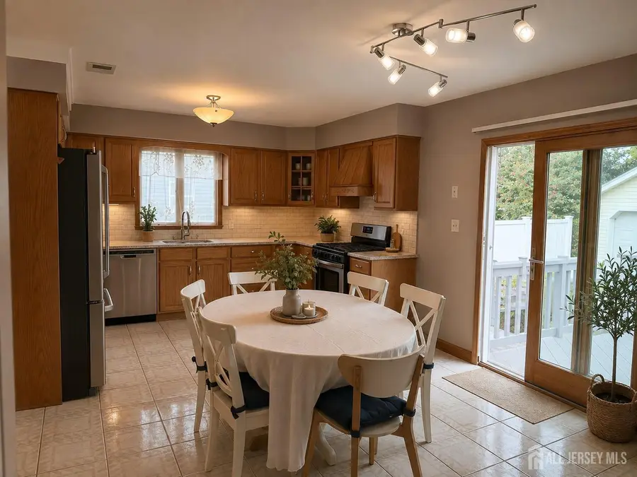 -126 N Hill Road N, Colonia, NJ 07067 - #2
