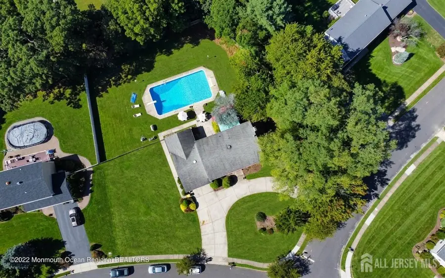 -7 Porsche Drive, Matawan, NJ 07747 - #3