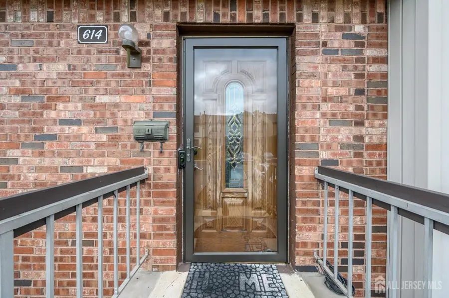 -614 Maple Hill Drive, Woodbridge, NJ 07095 - #2