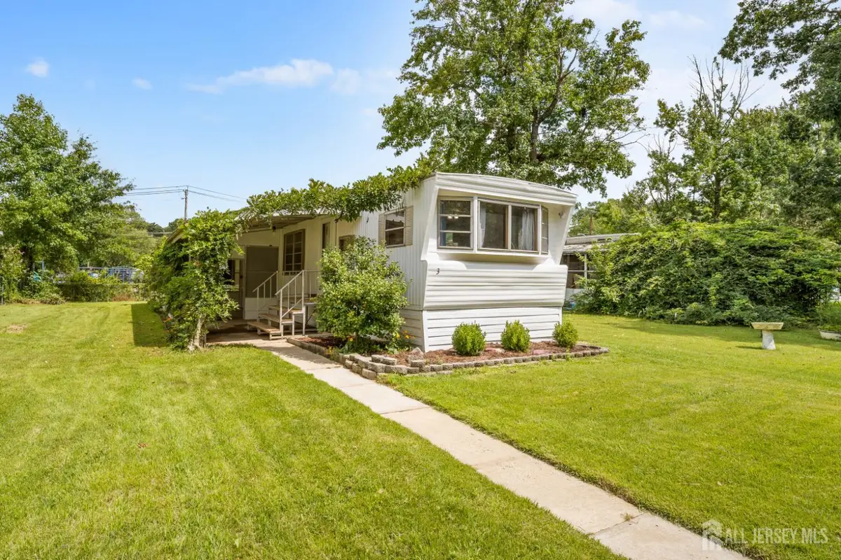 -3 Carol Road, Kendall Park, NJ 08852 - #1