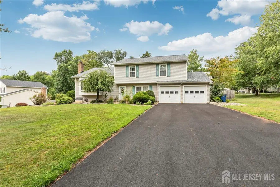 -102 Fawn Drive, Matawan, NJ 07747 - #3