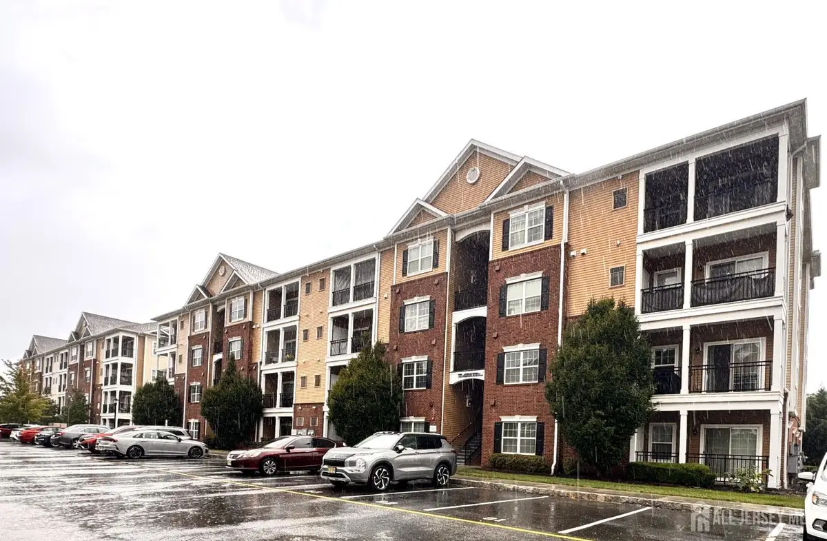 -618 Strassle Way, South Plainfield, NJ 07080 - #1