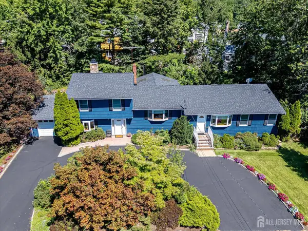 -48 Frost Avenue, Edison, NJ 08820