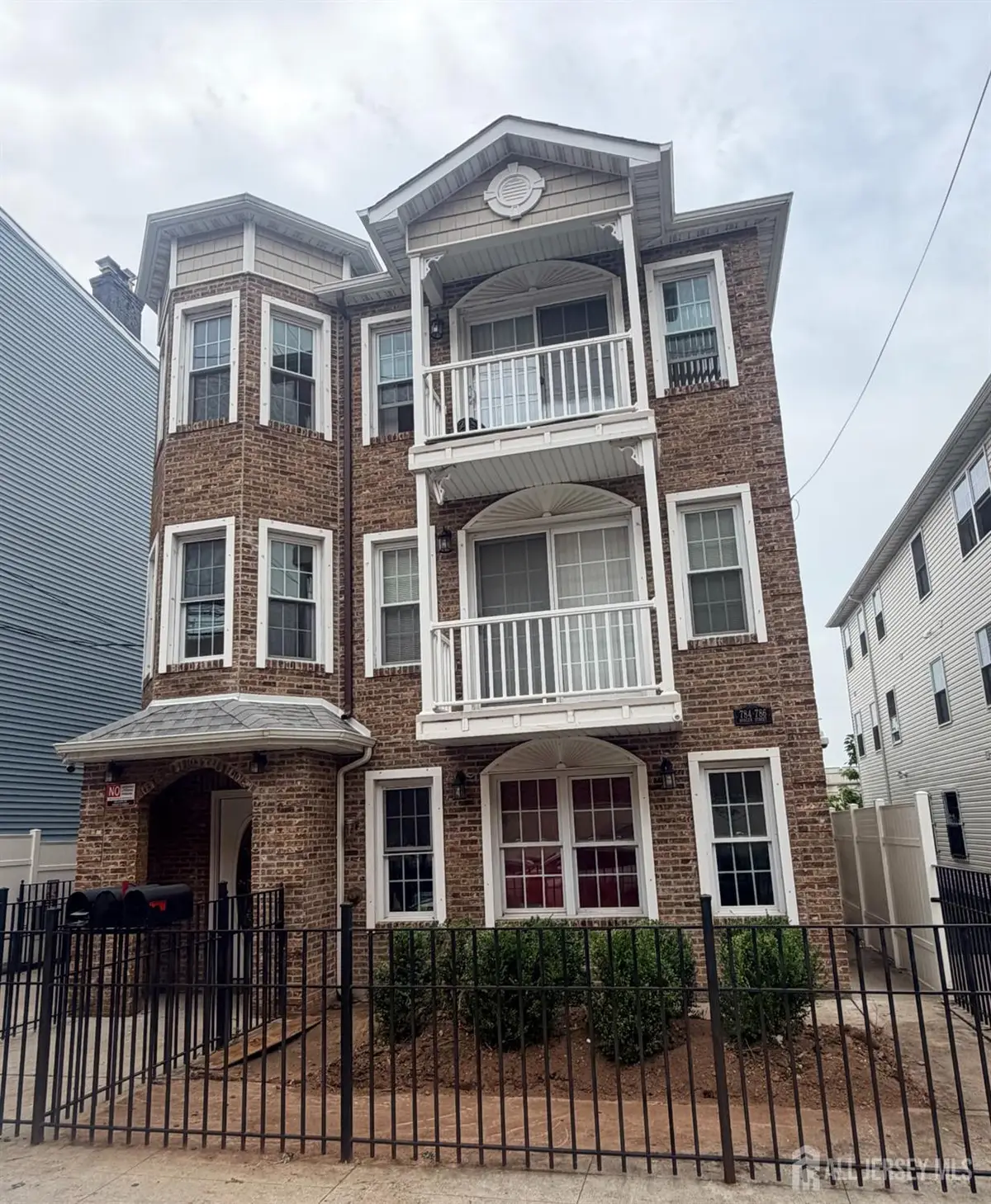 -784 Bergen Street, Newark, NJ 07108 - #1