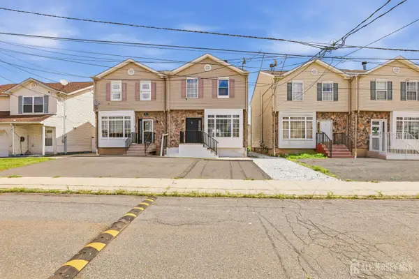 -8 Somerset Street, Carteret, NJ 07008