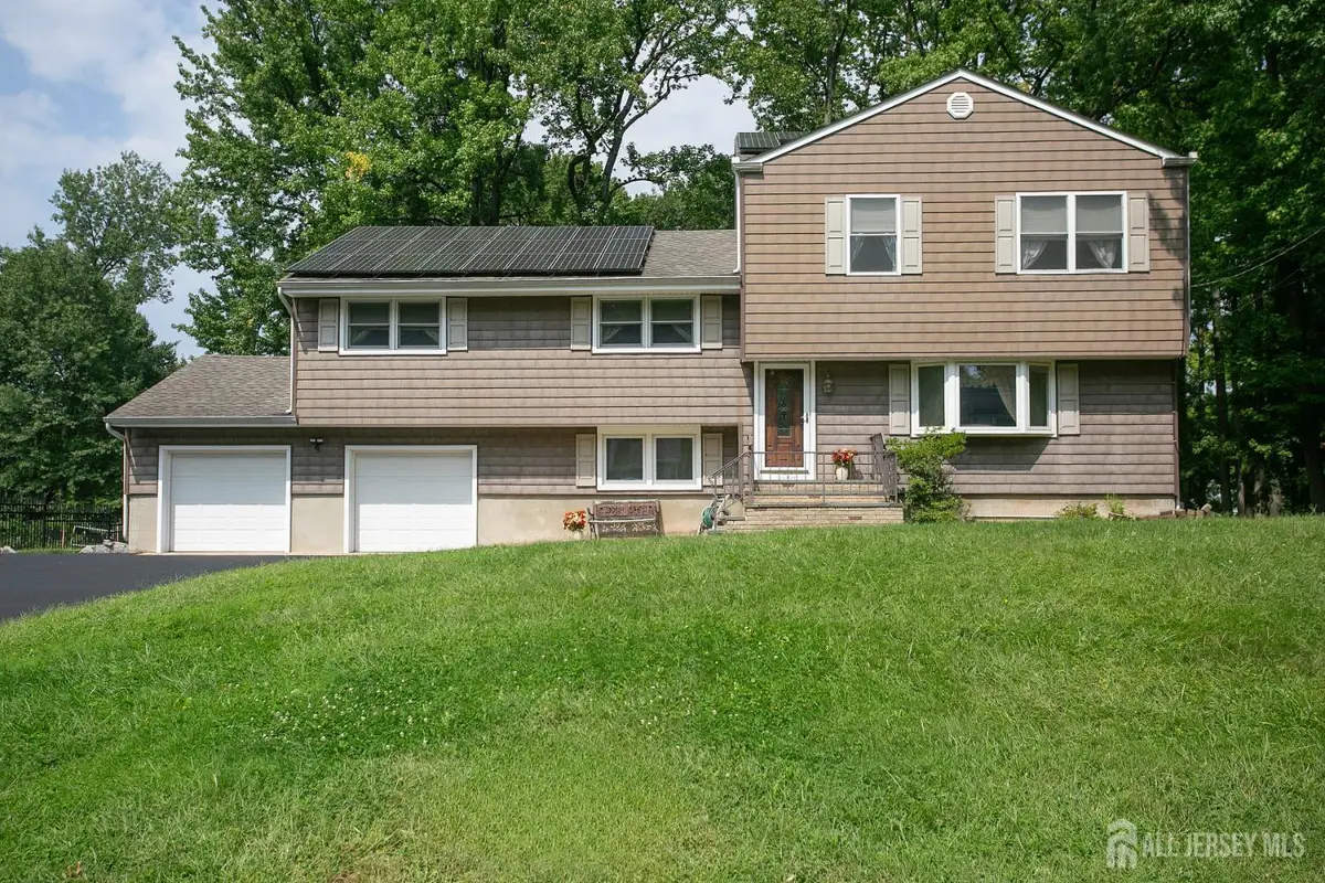 -25 Huntington Road, Edison, NJ 08820 - #1