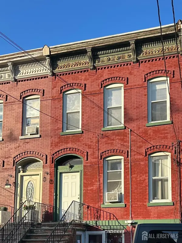 -184 Van Horne Street, Jersey City, NJ 07304