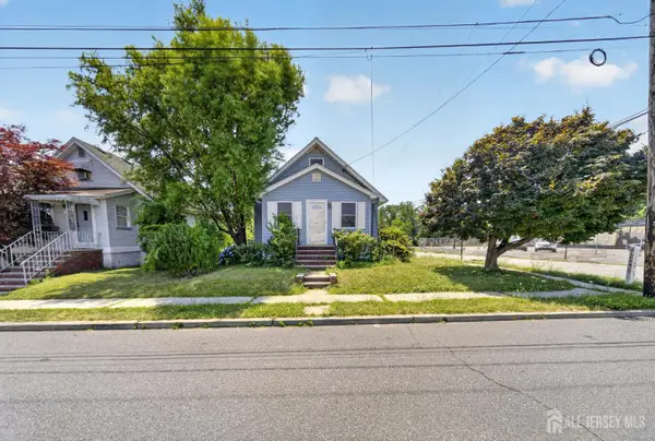 -27 Lillian Terrace, Woodbridge Proper, NJ 07095