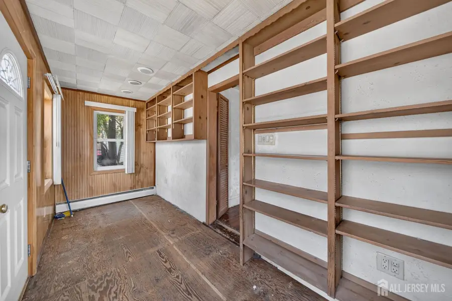 -27 Lillian Terrace, Woodbridge, NJ 07095 - #3