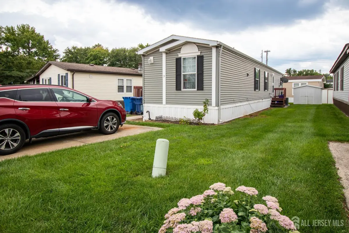 -7 Shelley Road, North Brunswick, NJ 08902 - #1