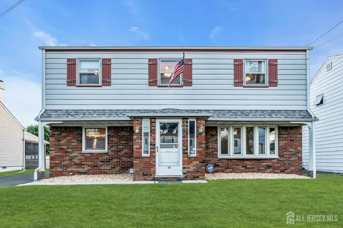 -140 Camelot Drive, Port Reading, NJ 07064 - #1