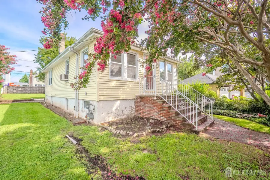 -88 Coley Street, Woodbridge, NJ 07095 - #2