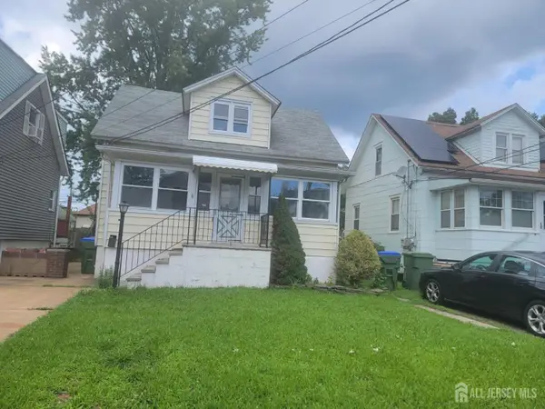 -4 Vale Street, Edison, NJ 08817