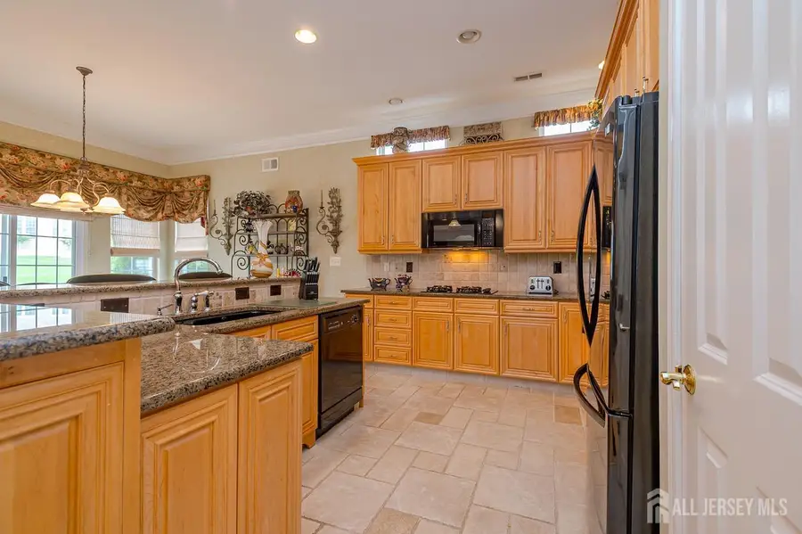 -12 Crenshaw Court, Monroe, NJ 08831 - #3