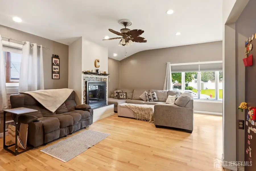 -45 W Woodshore, Laurence Harbor, NJ 07735 - #3