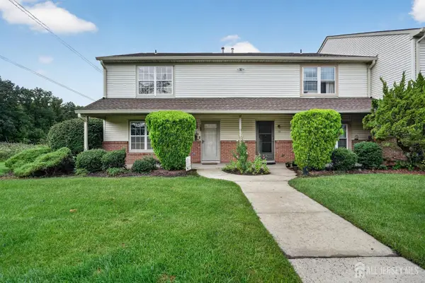-72 Sassafras Court, North Brunswick, NJ 08902