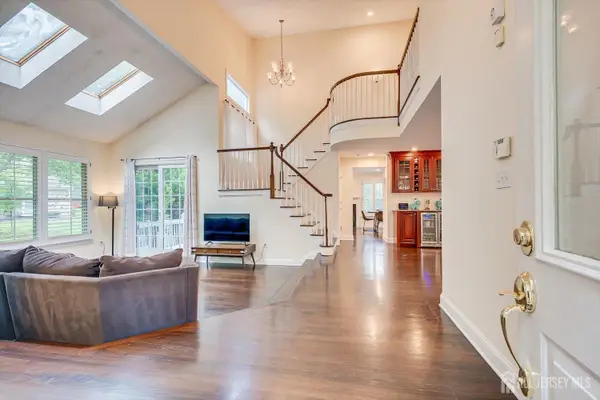 -1 Mimosa Court, South Brunswick, NJ 08540