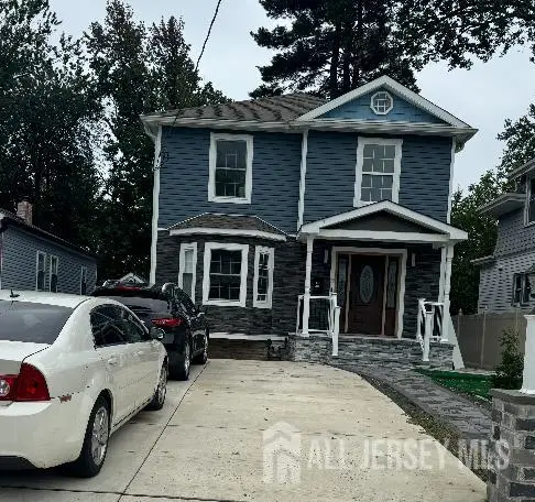 -30 Linden Street, Fords, NJ 08863